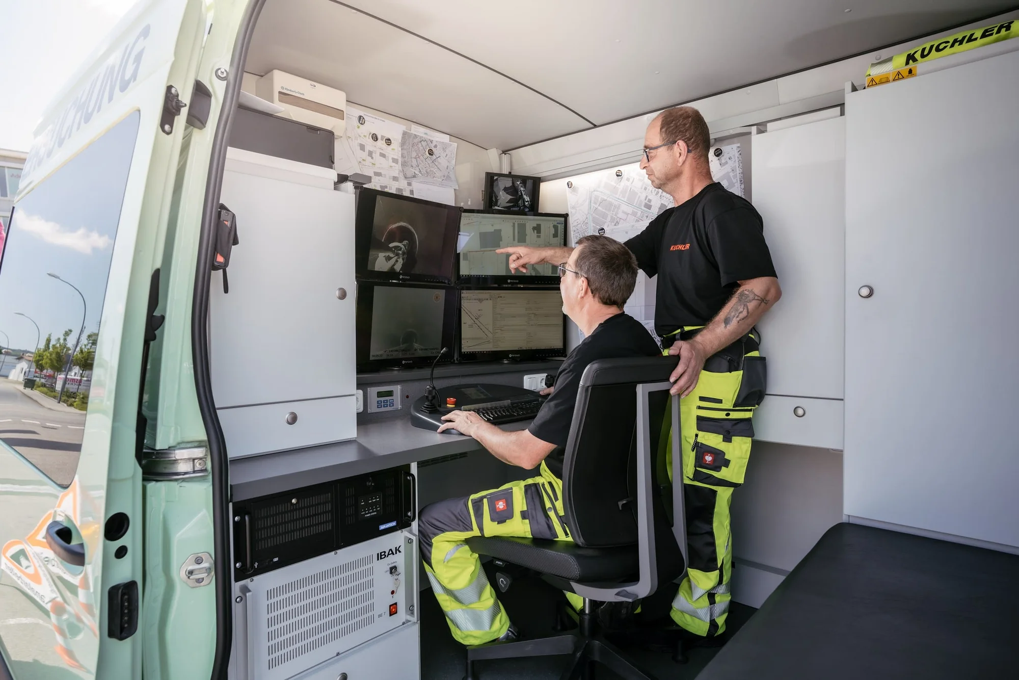 Entkiesen und Bekiesen von Flachdächern